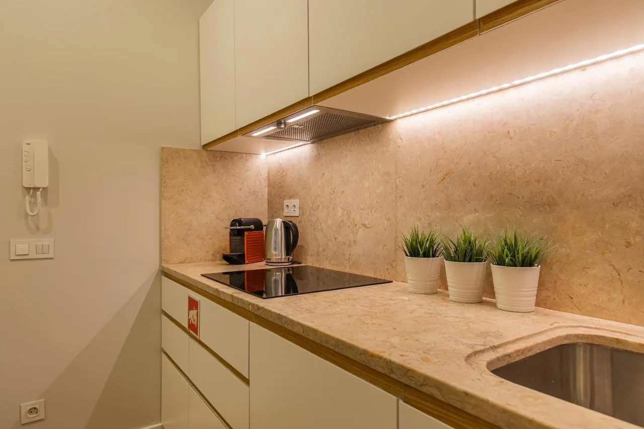 Upscale & Modern 2Bdr Apartment Lisbon