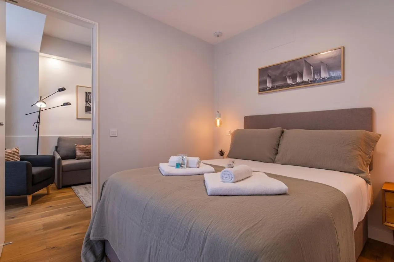 Upscale & Modern 2Bdr Apartment Lisbon